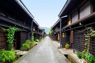 Nagoya ⇔ Takayama - Traslado en autobús Gujo Hachiman