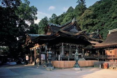 Tour de día completo en Takamatsu con un conductor de habla ingle