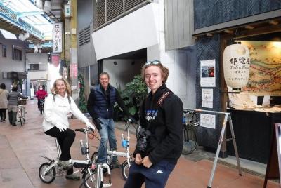 Tour guiado en bicicleta (medio día) en las calles secundarias de