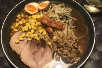 Experiencia de cocina Ramen con Gyoza y otros platos de acompañam