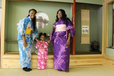 Taller de vestimenta y sesión de fotos de Yukata (cerca de la tor