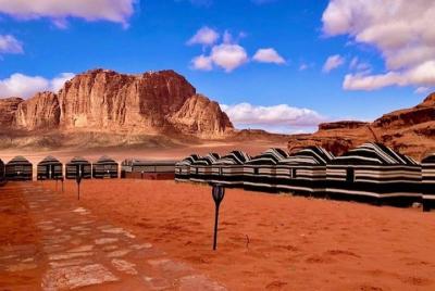 Alojamiento y cena durante la noche: experiencia beduina de Wadi  Alojamiento y cena durante la noche: experiencia beduina de Wadi