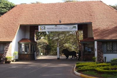 Servicio de recogida y regreso gratuito al aeropuerto en el Parqu