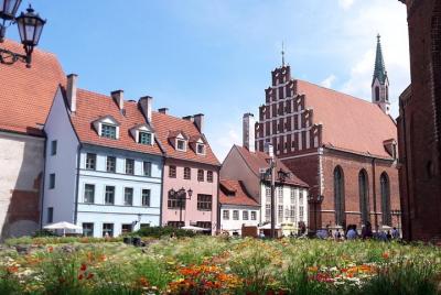 Para los japoneses: Recorrido a pie por el casco antiguo de Riga