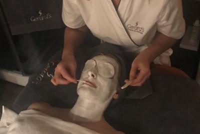 Se11 Tratamiento cosmético personalizado para el cuidado facial d