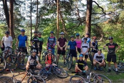 Tour en bicicleta de montaña para grupos pequeños al parque regio