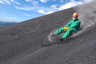 Volcano Boarding en primera clase Volcano Boarding en primera clase
