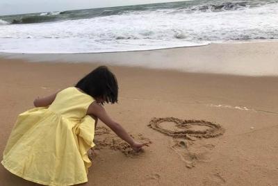 Excursión de un día a Johor: granja de avestruces, playa, cascada