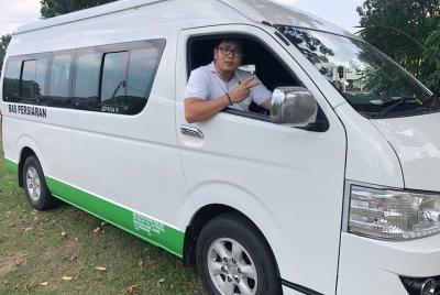 Chofer: traslado de Johor Bahru a Singapur Van Chofer: traslado de Johor Bahru a Singapur Van