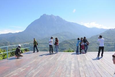 Excursión de un día desde Kota Kinabalu: Parque Kinabalu y aguas  Excursión de un día desde Kota Kinabalu: Parque Kinabalu y aguas