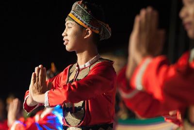 Exploración cultural en Mari-Mari Village