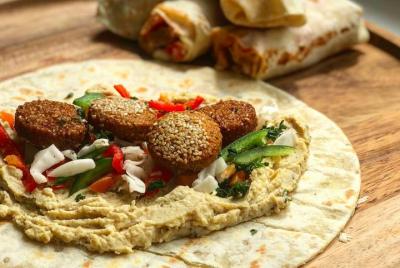 Haga la cena con el chef palestino Dalia y su familia.