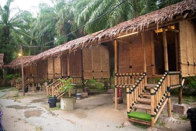 Astana Ninik Chalet en Tadom Hill Resort incluye damas gigantes y