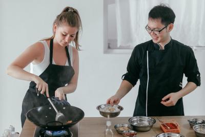 Clase rápida de Wok y Kueh del chef Samuel