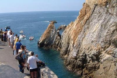 Recorrido por la ciudad de Acapulco de 6 h: clavadistas, Capilla 
