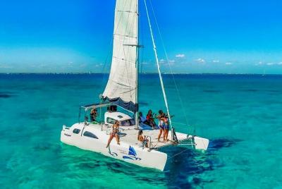Experiencia en catamarán privado para hasta 13 pasajeros