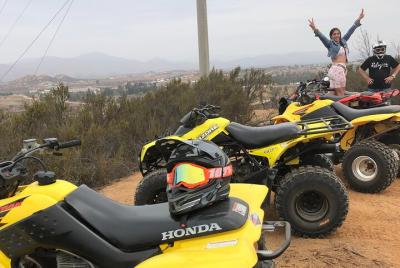 Aventura todoterreno para grupos pequeños en el Valle de Guadalup Aventura todoterreno para grupos pequeños en el Valle de Guadalup
