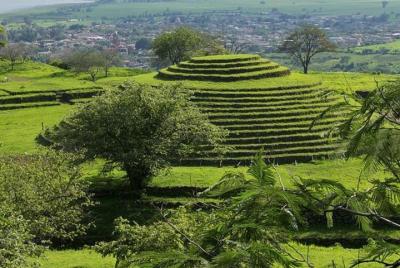 Pirámides de Guachimontones Tours Desde: Guadalajara Pirámides de Guachimontones Tours Desde: Guadalajara