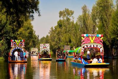 Tour Ciudad de México y Xochimilco Tour Ciudad de México y Xochimilco
