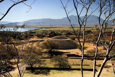 Excursión de un día a las pirámides de Guachimotones desde Guadal