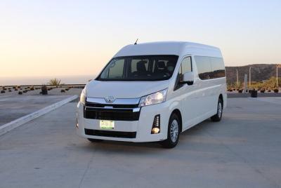 Transporte privado de ida y vuelta al aeropuerto de La Paz