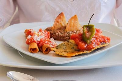 Clase privada de cocina de Yucatán en un hogar local de Mérida