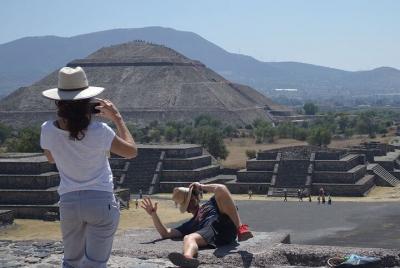 Tour de Día Completo por Teotihuacán y Basílica de Guadalupe Tour de Día Completo por Teotihuacán y Basílica de Guadalupe