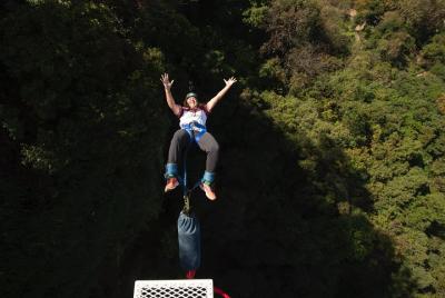 Tour a Cola de Caballo + Salto de Bungee