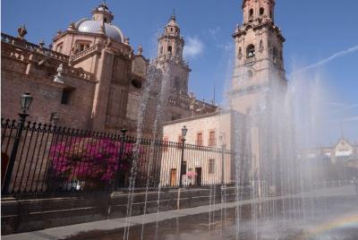 Morelia Virreinal - City tour caminando Morelia Virreinal - City tour caminando