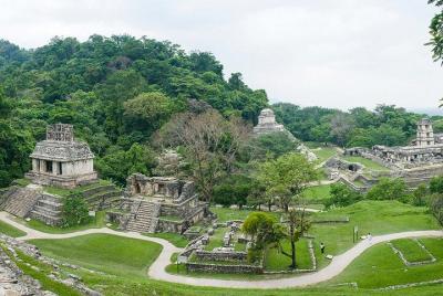 Conociendo la Zona Arqueológica y Agua Azul Desde Palenque Conociendo la Zona Arqueológica y Agua Azul Desde Palenque