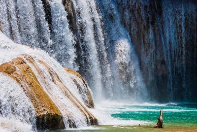 Visita las Cascadas Roberto Barrios y Welib-Ha desde Palenque Visita las Cascadas Roberto Barrios y Welib-Ha desde Palenque