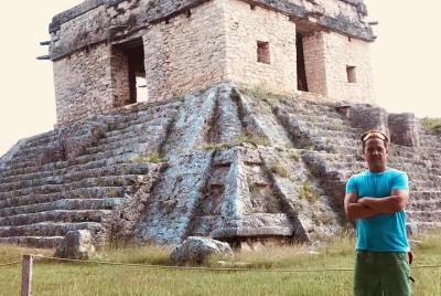 Excursión a las ruinas mayas Dzibichaltun y descanso en la playa