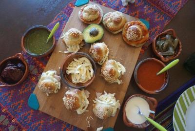 Aprenda a cocinar auténtica comida Pueblan con un restauranteur l Aprenda a cocinar auténtica comida Pueblan con un restauranteur l