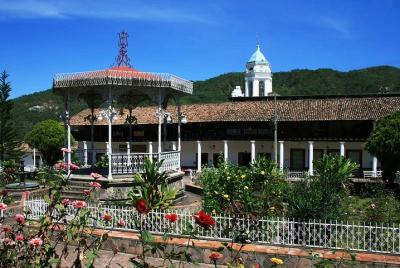 Tour de San Sebastián del Oeste