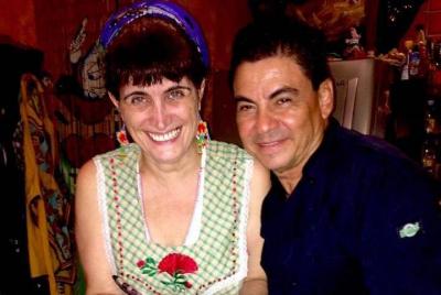 Chefs Ruben y Nathalie Chefs Ruben y Nathalie's Magical Mexican Salsa Class en Art VallA