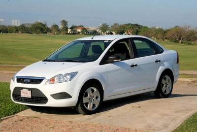 Transporte privado de ida y vuelta en auto en Puerto Vallarta