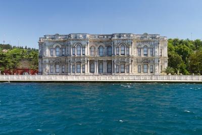 Excursión de medio día por Estambul con el Palacio Beylerbeyi