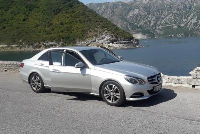 Traslado privado desde Sveti Stefan al aeropuerto de Tivat