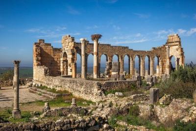 Excursión Meknes y Volubilis de día completo para grupos pequeños Excursión Meknes y Volubilis de día completo para grupos pequeños