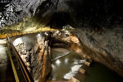Cuevas de Škocjan y región de Karst: secretos del patrimonio de l