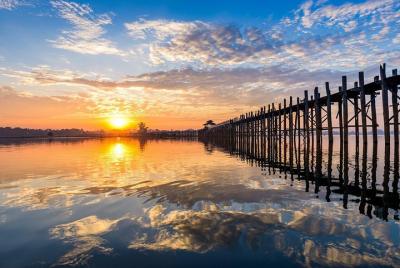 Excursión privada de un día a Mandalay Heritage Charter Car