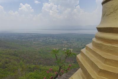 Caminata a la Pagoda Inle Golden Rock