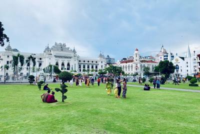 Tour por la ciudad de Yangon con un guía local Tour por la ciudad de Yangon con un guía local