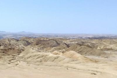 Moonlandscape y Welwitchia en las reservas de Jen