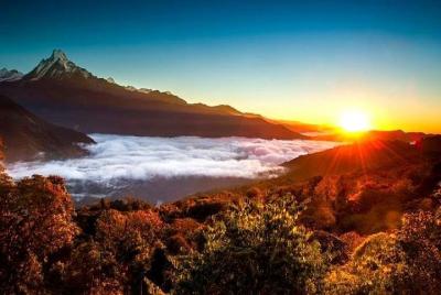 Experimenta el increíble amanecer cerca de Katmandú