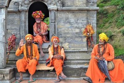 Excursión de medio día a Katmandú (estupa de Boudhnath y templo d