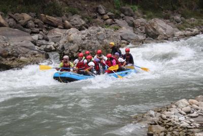 1 día de rafting en el río Upper Seti