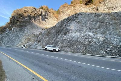 Transferencia interurbana en automóvil privado en todo Nepal