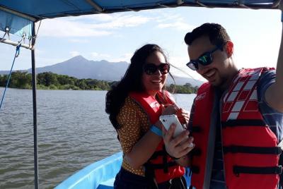 Paseo en barco + City tour colonial en Granada + Mirador de Catar Paseo en barco + City tour colonial en Granada + Mirador de Catar