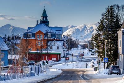 Exploradores polares paseo por la ciudad